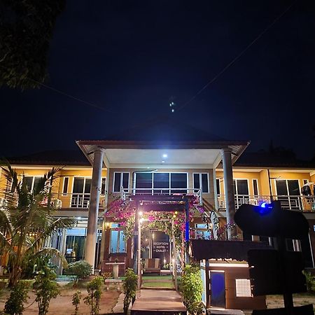 Tamara Resort Motel Kampong Juara Ngoại thất bức ảnh